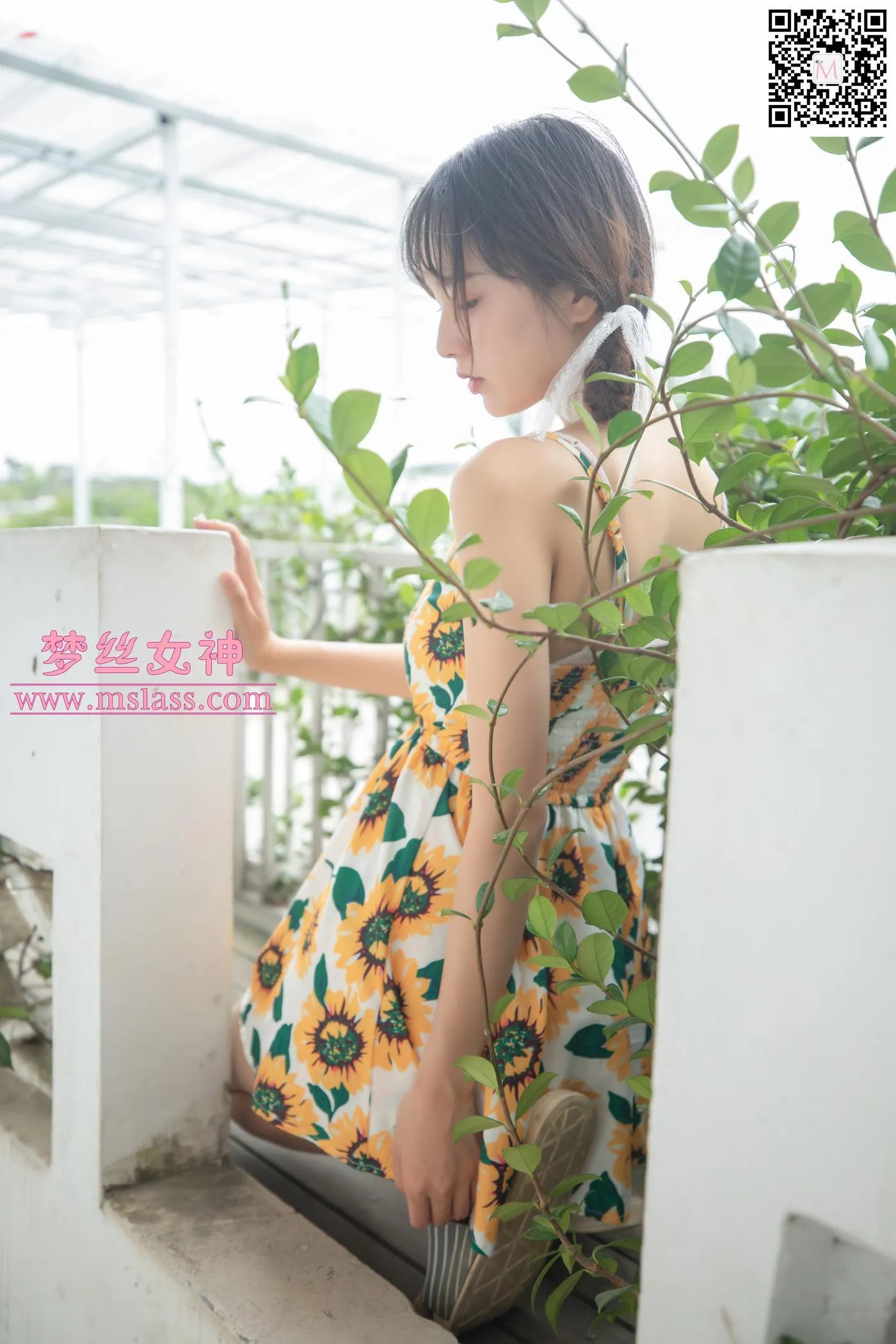 [MSLASS梦丝女神] 2020.09.14 NO.125 玥玥 村落 [55P]插图1